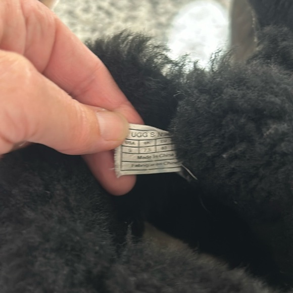 UGG Australia Mini Bailey Button Ankle 3352 Sheepskin Boots Black Women Size 9 - Picture 10 of 13